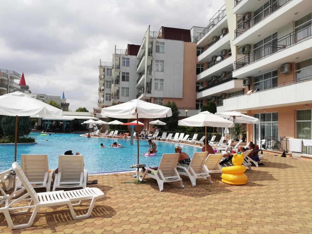 Apartment Daisy Grand Kamelia Slântsjev Brjag Eksteriør bilde