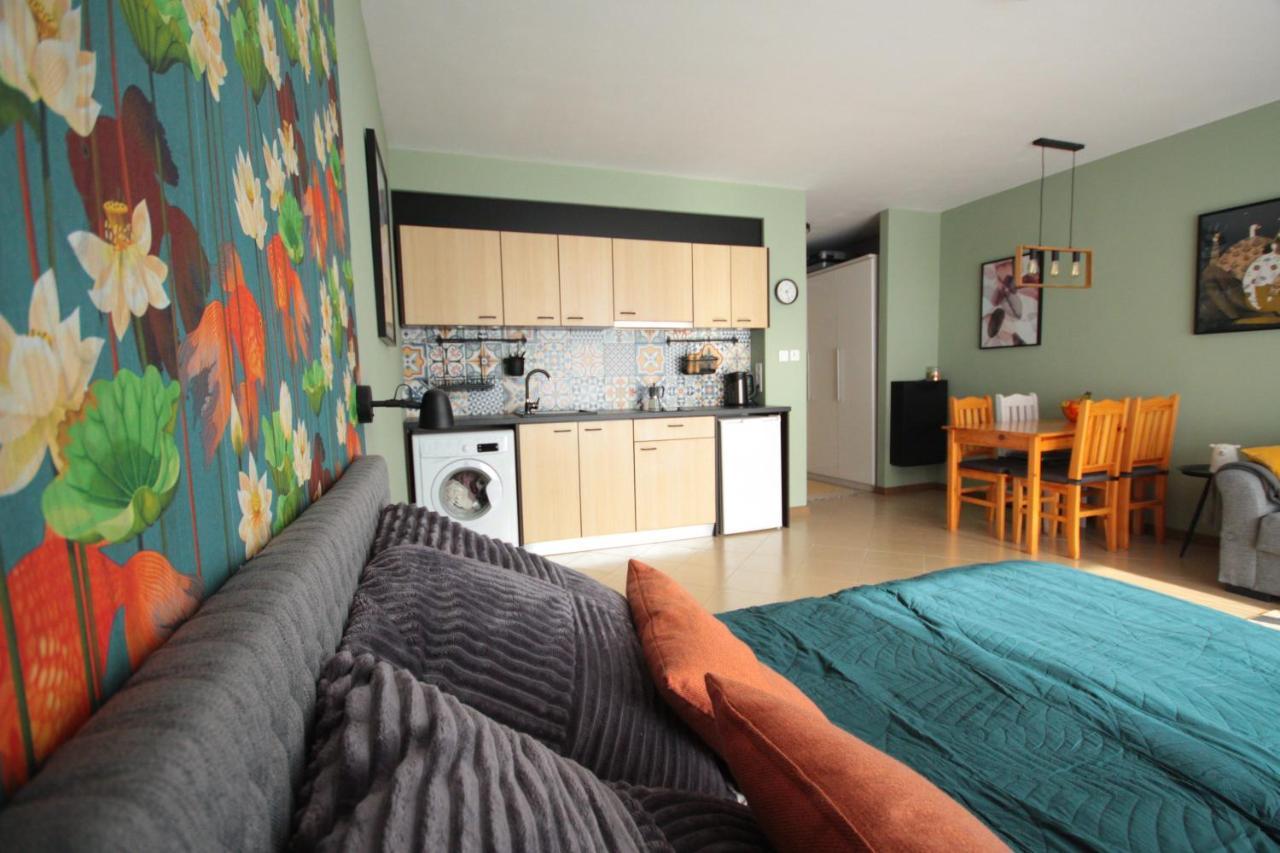 Apartment Daisy Grand Kamelia Slântsjev Brjag Eksteriør bilde