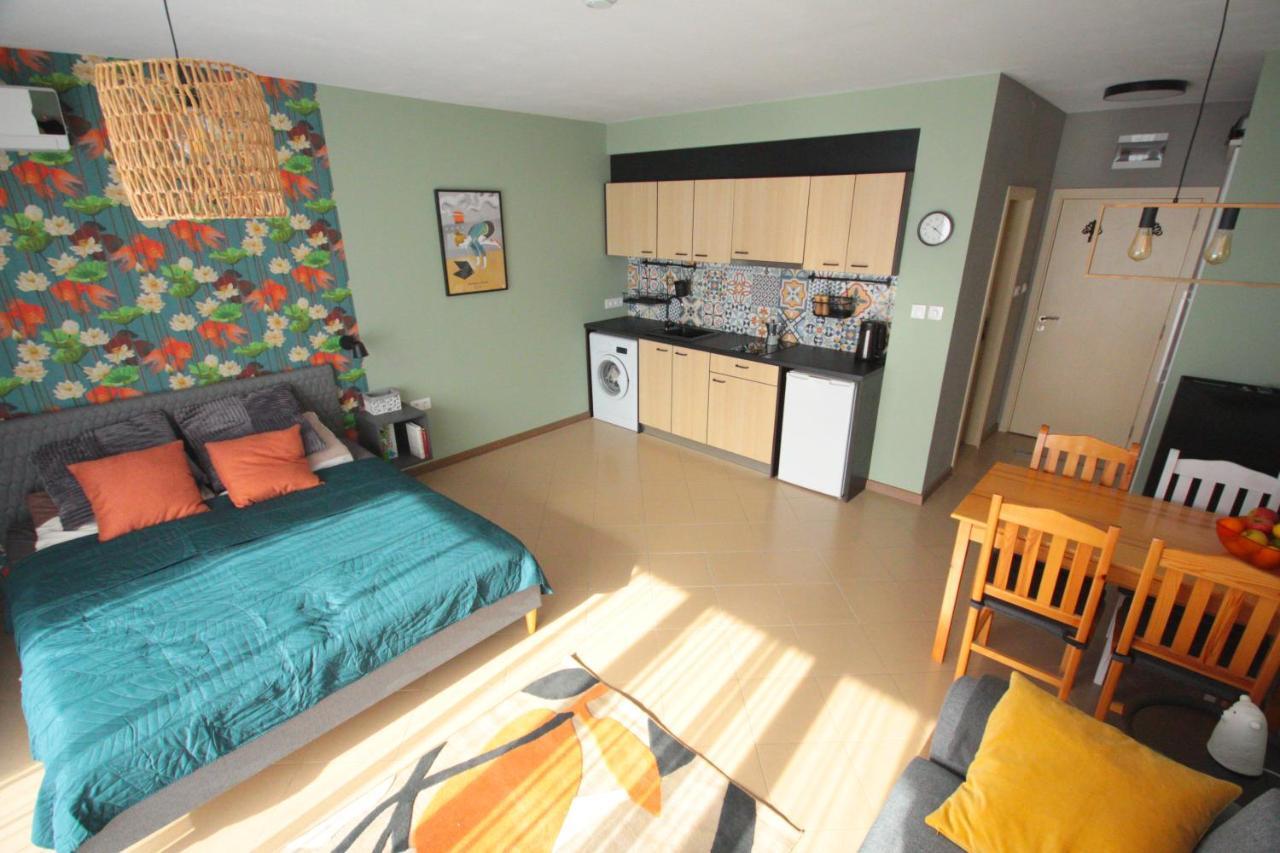 Apartment Daisy Grand Kamelia Slântsjev Brjag Eksteriør bilde